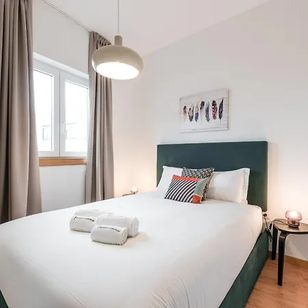 Guestready - Yazdah Flat 3 Oporto