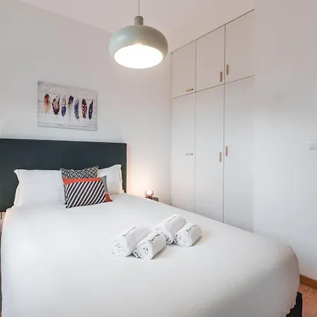 Apartment Guestready - Yazdah Flat 3 *