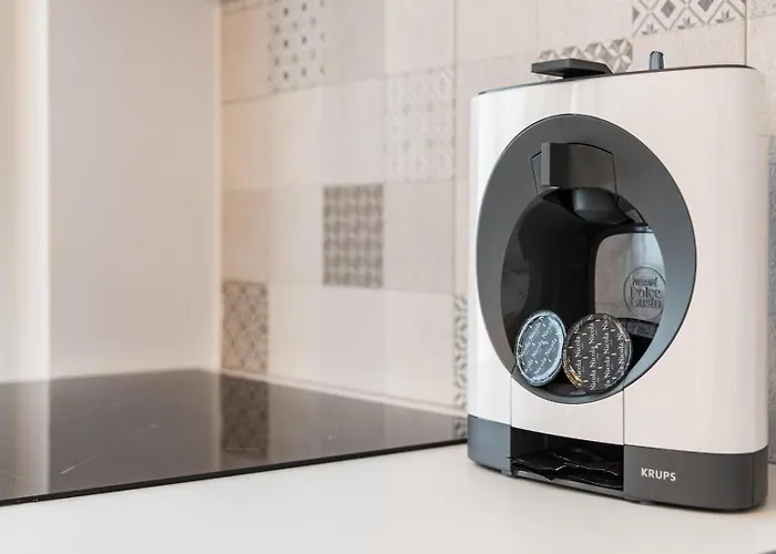 Guestready - Yazdah Flat 3 ポルト